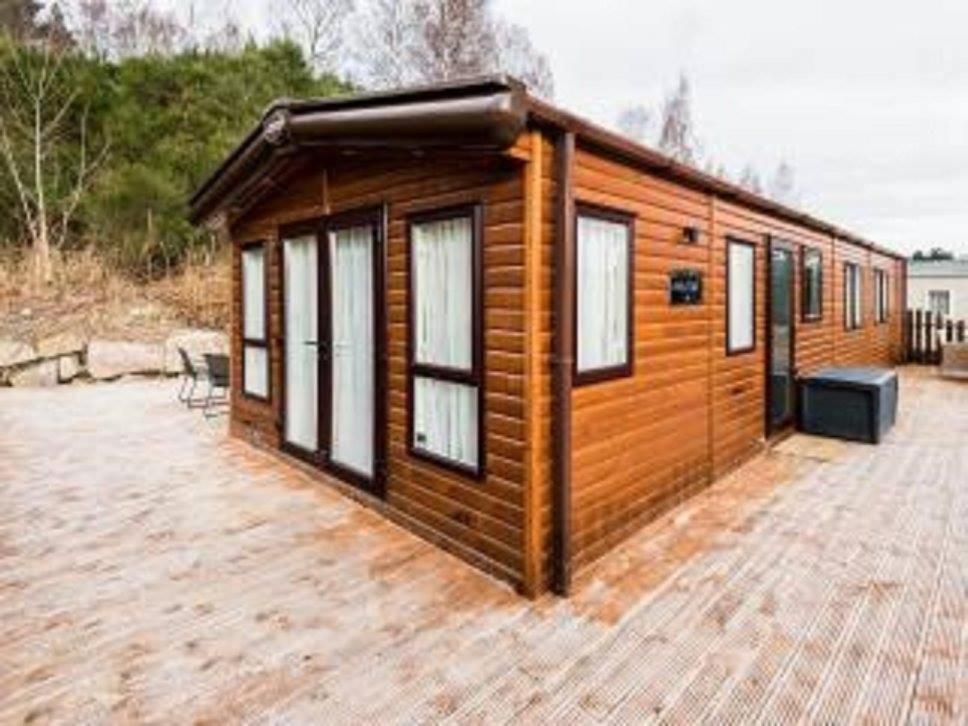 Cairn View Chalet Villa Авимор Екстериор снимка